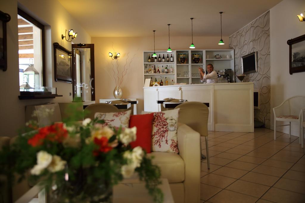 ליפארי Residence Hotel La Giara מראה חיצוני תמונה