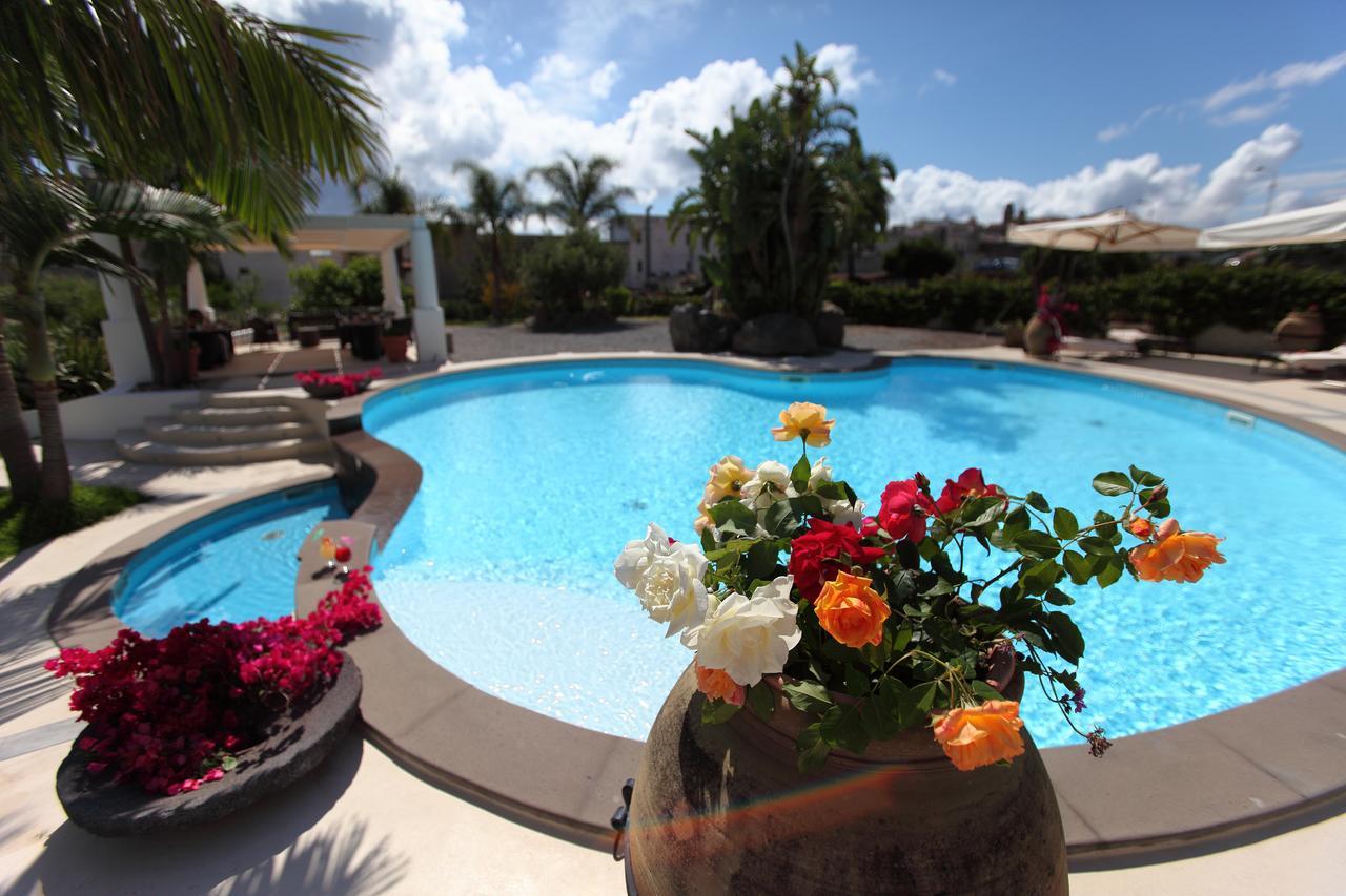 ליפארי Residence Hotel La Giara מראה חיצוני תמונה