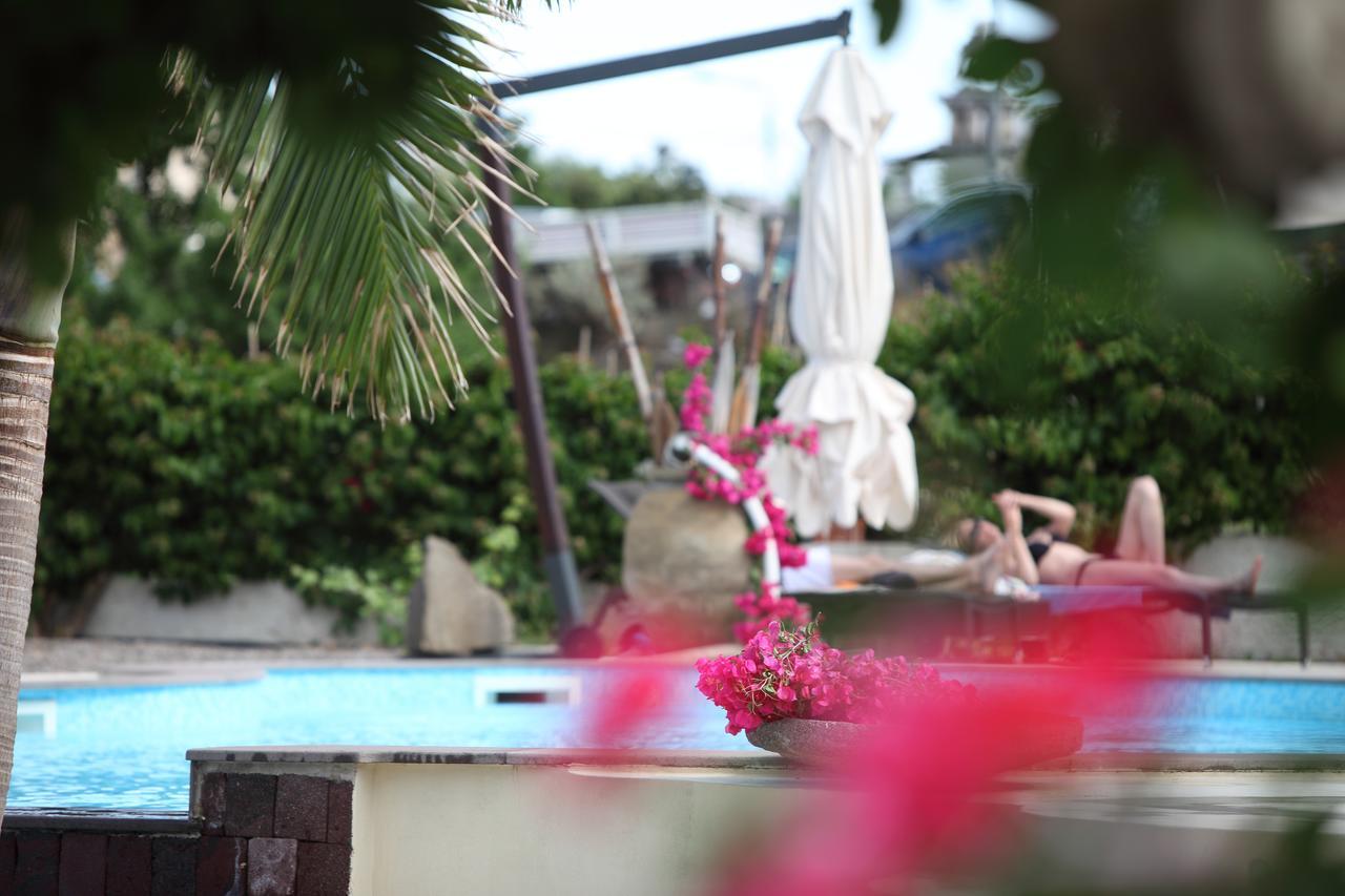 ליפארי Residence Hotel La Giara מראה חיצוני תמונה