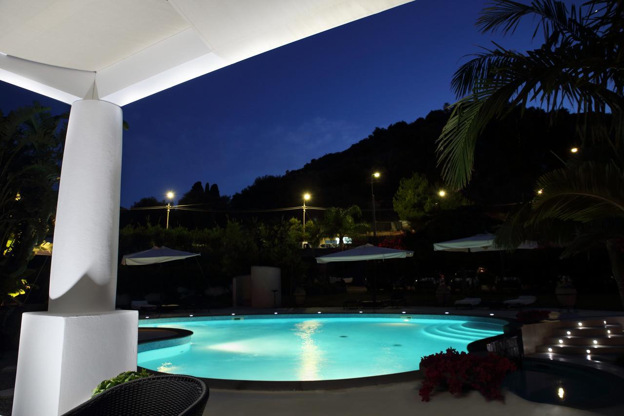 ליפארי Residence Hotel La Giara מראה חיצוני תמונה