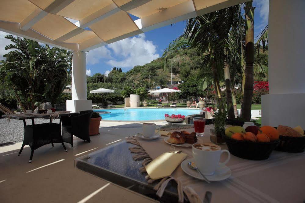 ליפארי Residence Hotel La Giara מראה חיצוני תמונה
