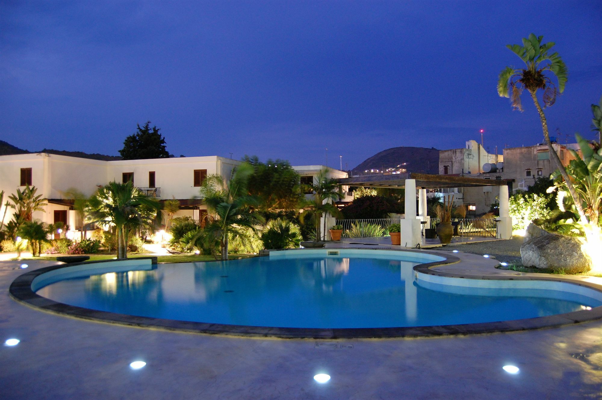 ליפארי Residence Hotel La Giara מראה חיצוני תמונה